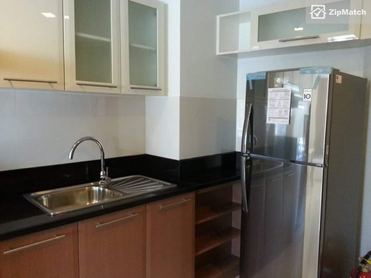                                     0
                                 Studio Type Condominium Unit For Sale in One Central big photo 5