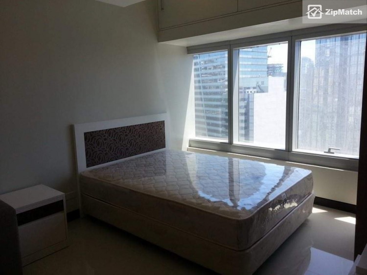                                     0
                                 Studio Type Condominium Unit For Sale in One Central big photo 7