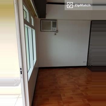 Studio Type Condominium Unit For Rent in Two Serendra