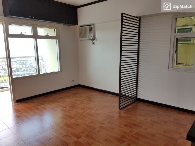                                     0
                                 Studio Type Condominium Unit For Rent in Two Serendra big photo 9