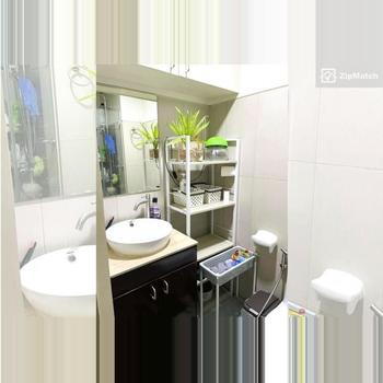 Studio Type Condominium Unit For Sale in Breeze Residences
