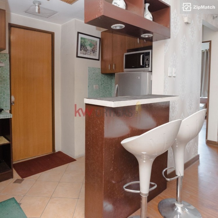                                     1 Bedroom
                                 1 Bedroom Condominium Unit For Sale in Eastwood Parkview big photo 2