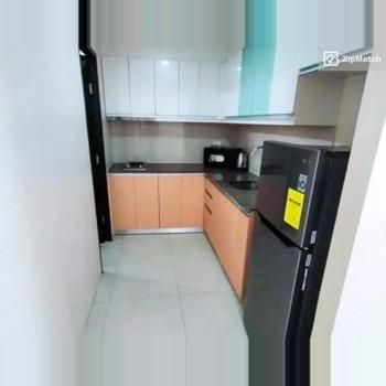 1 Bedroom Condominium Unit For Sale in 81 Newport Boulevard
