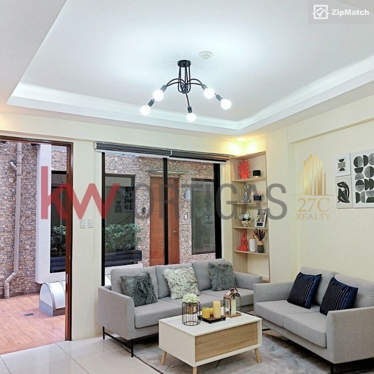                                     4 Bedroom
                                 4 Bedroom Townhouse For Sale big photo 4