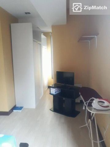                                     2 Bedroom
                                 2 Bedroom Condominium Unit For Rent in The Malayan Plaza big photo 1