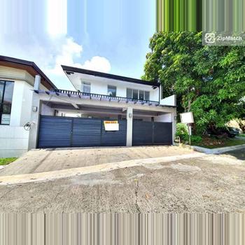 4 Bedroom House and Lot For Sale in commonwealth