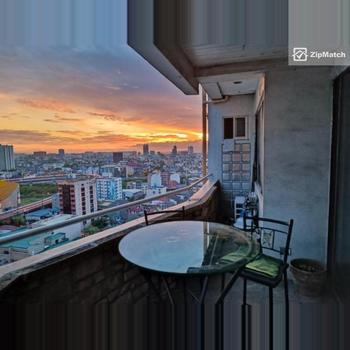 2 Bedroom Condominium Unit For Sale in Makati Cinema Square Tower