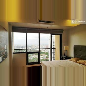 3 Bedroom Condominium Unit For Sale in Mosaic Tower