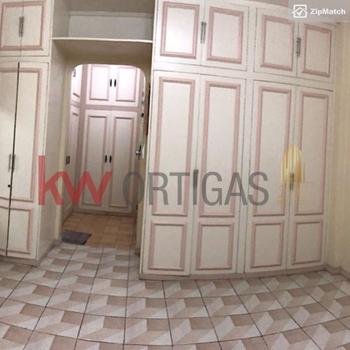 3 Bedroom House and Lot For Sale in Pleasant Village