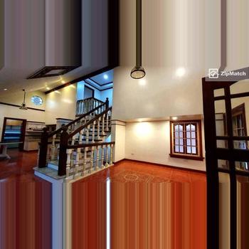 5 Bedroom House and Lot For Sale in commonwealth