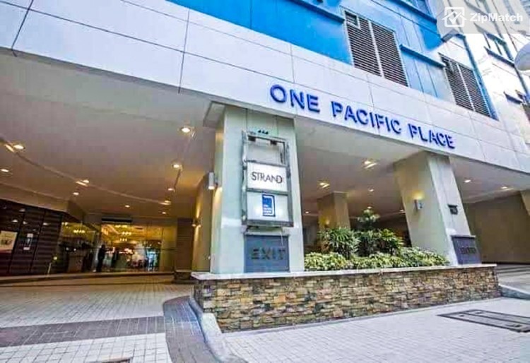                                     1 Bedroom
                                 1 Bedroom Condominium Unit For Sale in One Pacific Place big photo 4