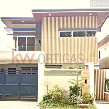 4 Bedroom House and Lot For Sale in Filinvest 2