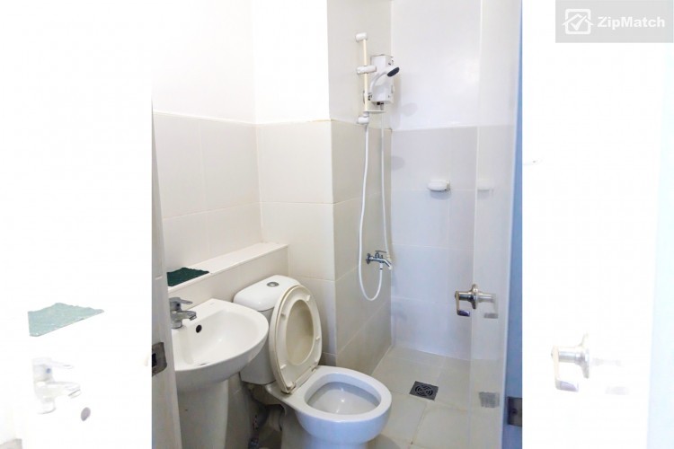                                     1 Bedroom
                                 1 Bedroom Condominium Unit For Sale in The Linear big photo 4