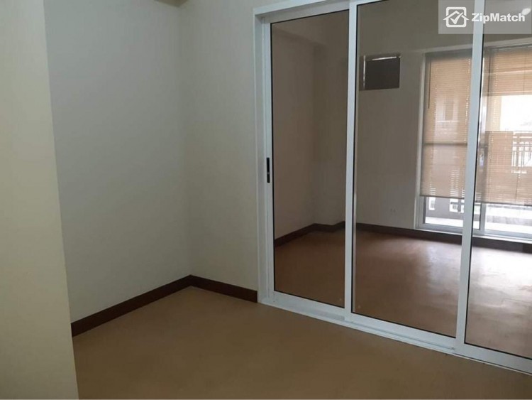                                     1 Bedroom
                                 1 Bedroom Condominium Unit For Sale in Sheridan Towers big photo 3