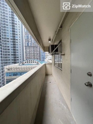                                     2 Bedroom
                                 2 Bedroom Condominium Unit For Sale in Grand Emerald Tower big photo 8