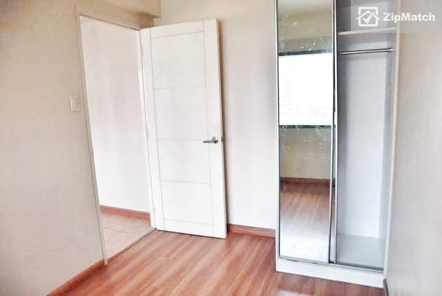                                     2 Bedroom
                                 2 Bedroom Condominium Unit For Sale in McKinley Park Residences big photo 1