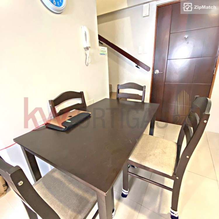                                     1 Bedroom
                                 1 Bedroom Condominium Unit For Sale in Gilmore Tower big photo 5