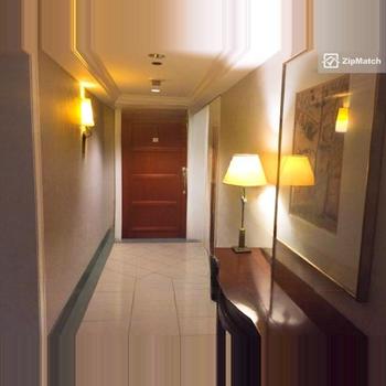 3 Bedroom Condominium Unit For Sale in Luna Gardens