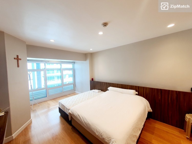                                     3 Bedroom
                                 3 Bedroom Condominium Unit For Sale in One Serendra big photo 11