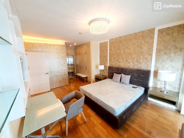                                     2 Bedroom
                                 2 Bedroom Condominium Unit For Sale in One Serendra big photo 11