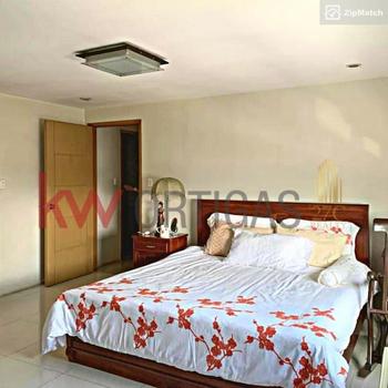 2 Bedroom Condominium Unit For Sale in Swire Elan Suites