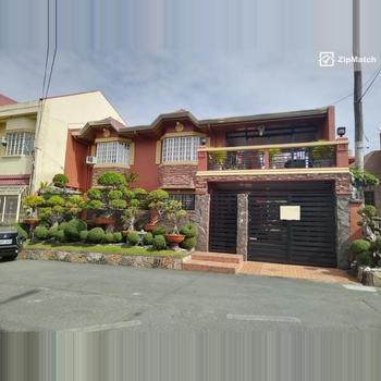 4 Bedroom House and Lot For Sale in las pinas village