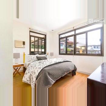 4 Bedroom House and Lot For Sale in Alabang 400
