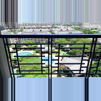 2 Bedroom Condominium Unit For Sale in Acacia Estates