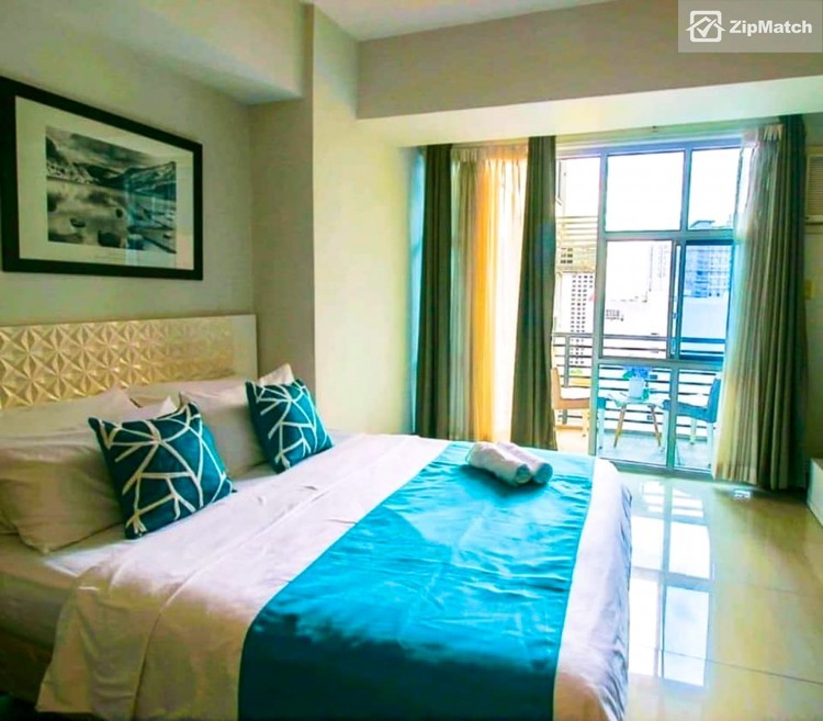                                     0
                                 Studio Type Condominium Unit For Sale in Greenbelt Excelsior big photo 2