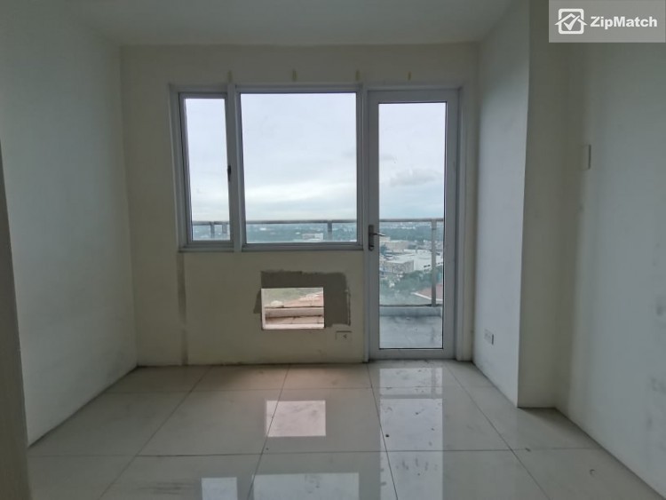                                     1 Bedroom
                                 1 Bedroom Condominium Unit For Sale in Berkeley Residences big photo 5