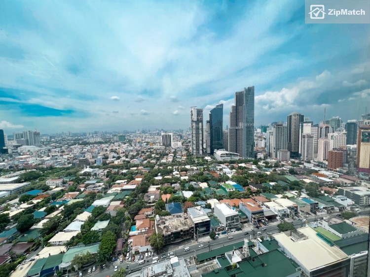                                     4 Bedroom
                                 4 Bedroom Condominium Unit For Sale in The Salcedo Park Twin Towers big photo 2