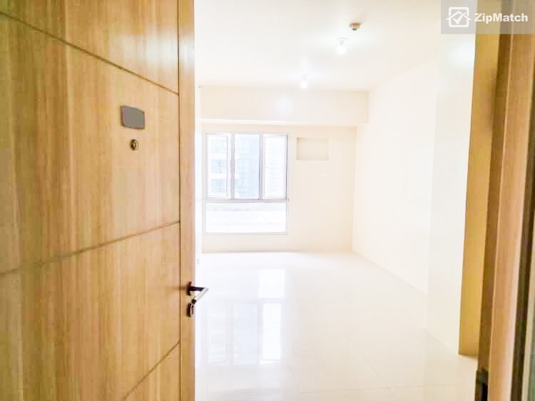                                     1 Bedroom
                                 1 Bedroom Condominium Unit For Sale in The Montane big photo 5