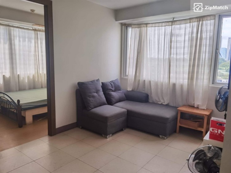                                     2 Bedroom
                                 2 Bedroom Condominium Unit For Sale in Ridgewood Towers big photo 3