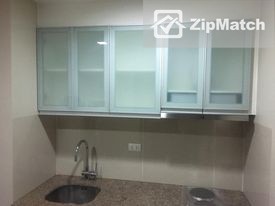                                     1 Bedroom
                                 1 Bedroom Condominium Unit For Sale in Three Central big photo 5