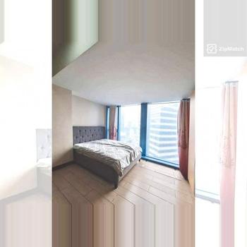 1 Bedroom Condominium Unit For Sale in Three Central