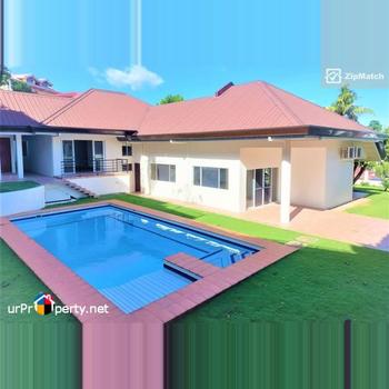 4 Bedroom House and Lot For Sale