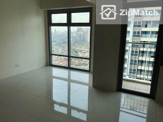                                     5 Bedroom
                                 5 Bedroom Condominium Unit For Sale in Park West big photo 8