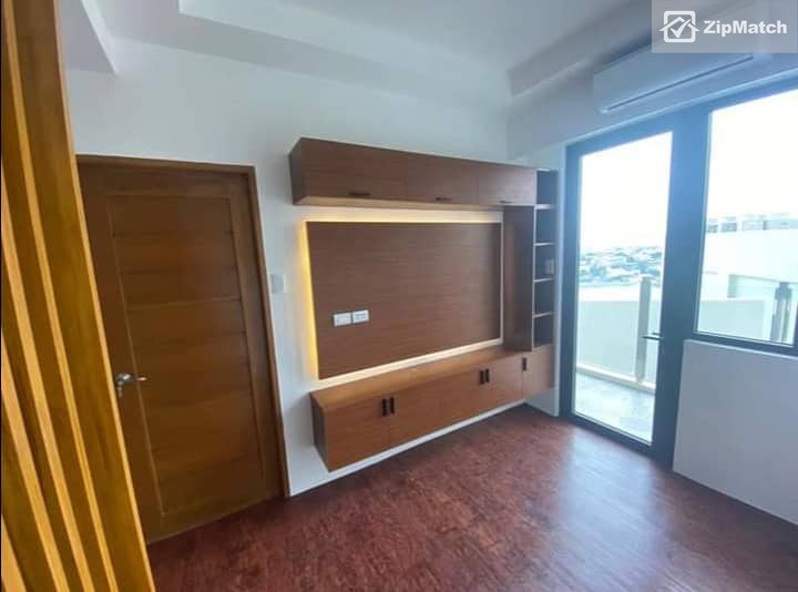                                     1 Bedroom
                                 1 Bedroom Condominium Unit For Sale in Baron Tower big photo 6