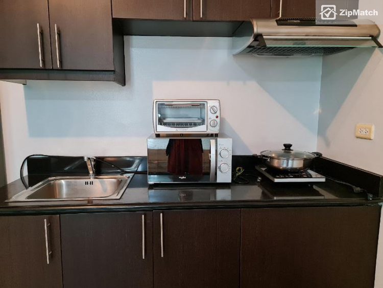                                     0
                                 Studio Type Condominium Unit For Sale in Stamford Executive Residences big photo 2