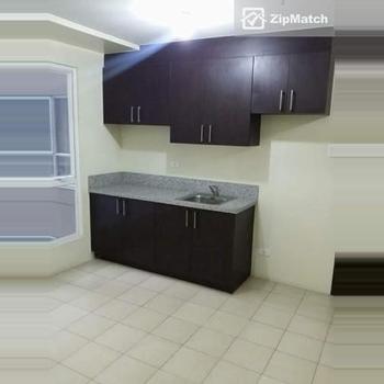 2 Bedroom Condominium Unit For Sale in Pioneer Woodlands