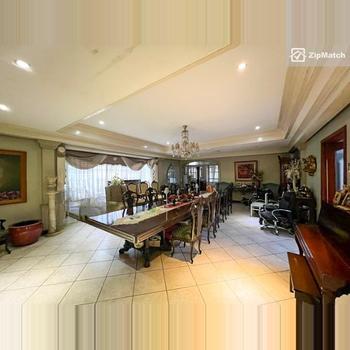 5 Bedroom House and Lot For Sale