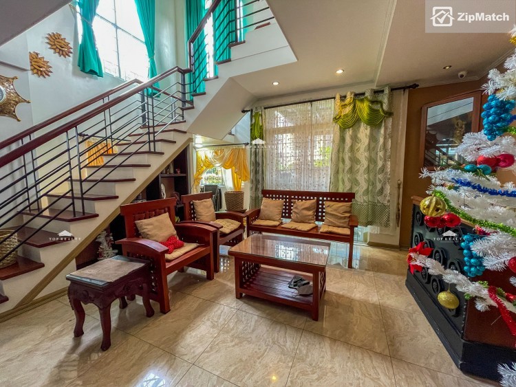                                     5 Bedroom
                                 5 Bedroom House and Lot For Sale in El Paseo De Fortunata big photo 4