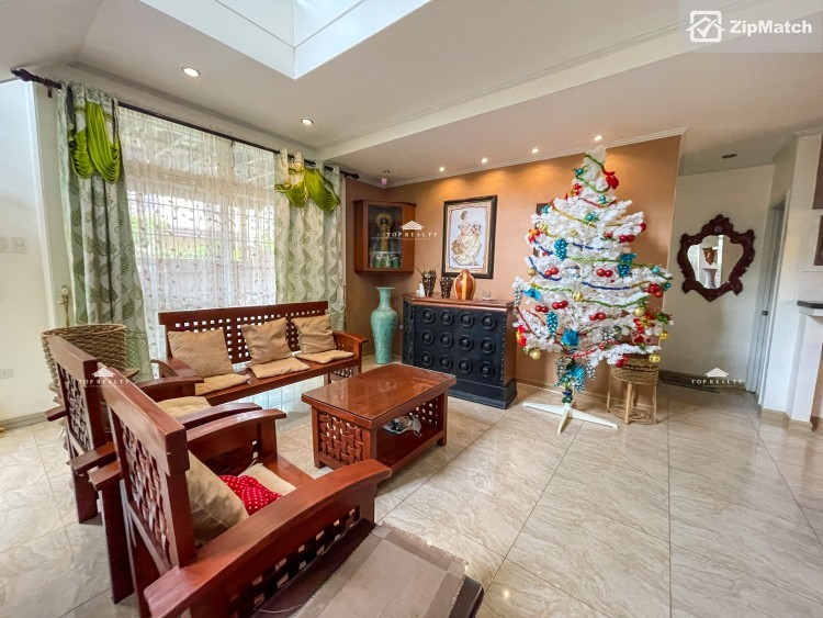                                     5 Bedroom
                                 5 Bedroom House and Lot For Sale in El Paseo De Fortunata big photo 3