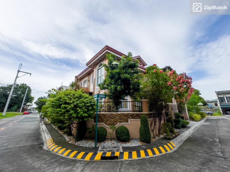                                     5 Bedroom
                                 5 Bedroom House and Lot For Sale in El Paseo De Fortunata big photo 2