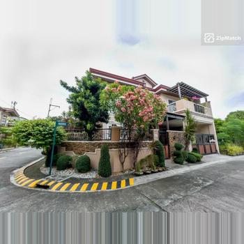 5 Bedroom House and Lot For Sale in El Paseo De Fortunata
