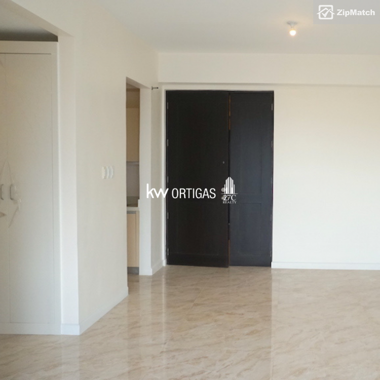                                     2 Bedroom
                                 2 Bedroom Condominium Unit For Sale in Fortune Hill big photo 6