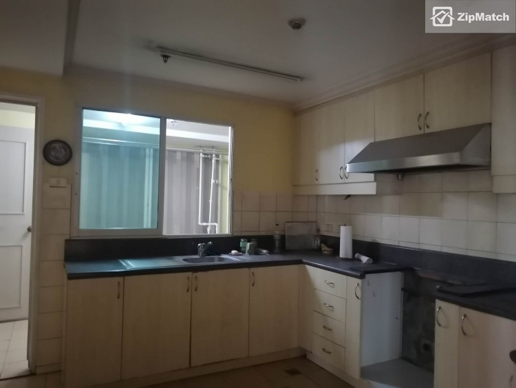                                     3 Bedroom
                                 3 Bedroom Condominium Unit For Sale in Three Salcedo Place big photo 1