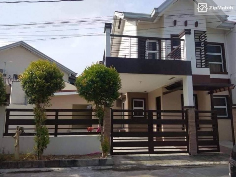                                     3 Bedroom
                                 3 Bedroom House and Lot For Sale in Patricia Executive Village big photo 2