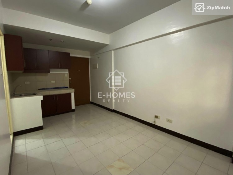                                     0
                                 Studio Type Condominium Unit For Sale in Cityland Makati Executive Towers big photo 1