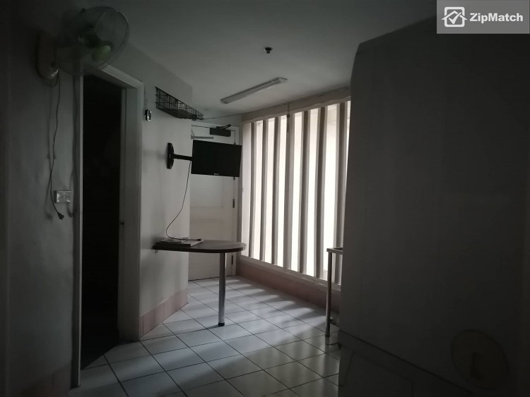                                     3 Bedroom
                                 3 Bedroom Condominium Unit For Sale in Regency at Salcedo big photo 4